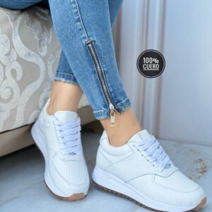 Tenis Blanca de Cuero, con cordón.