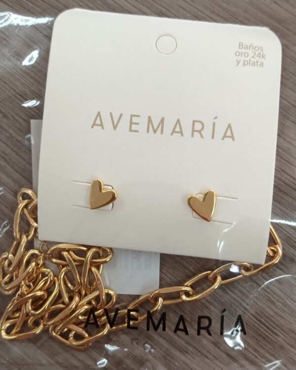 Set Collar y Aretes Corazón - Imagen 2